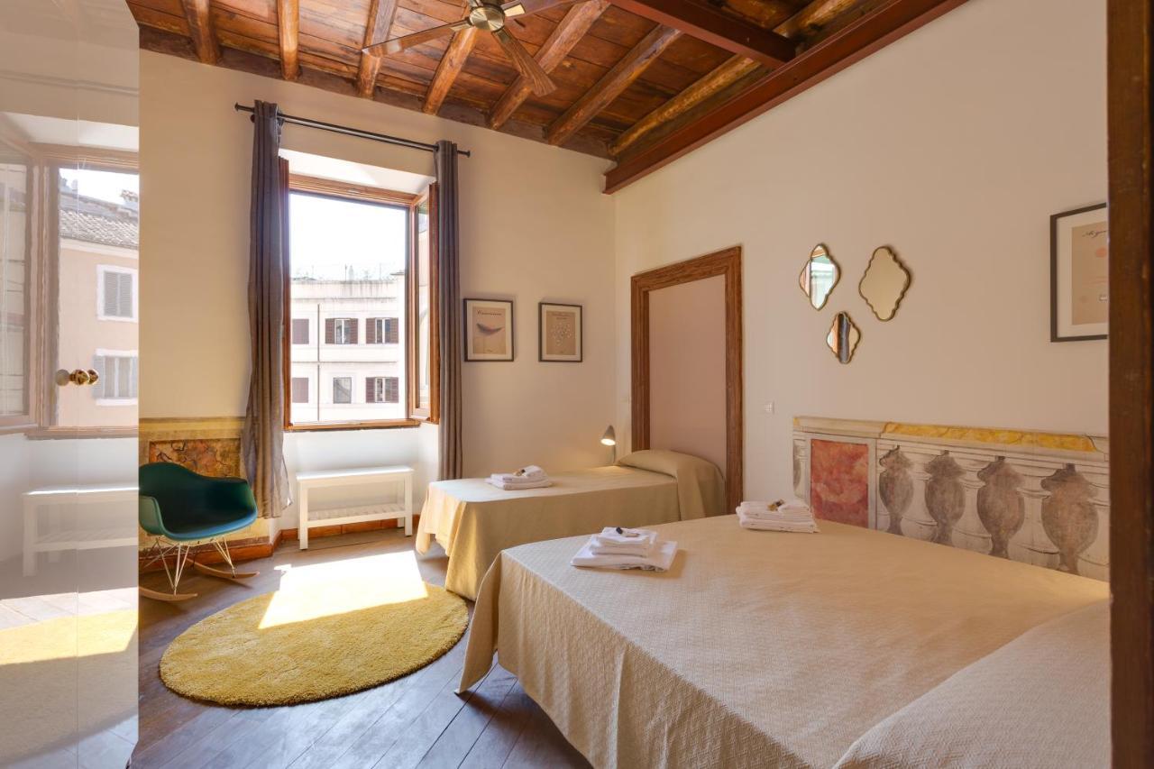 ROMAC Baullari Holiday Apartments in Campo de Fiori Esterno foto