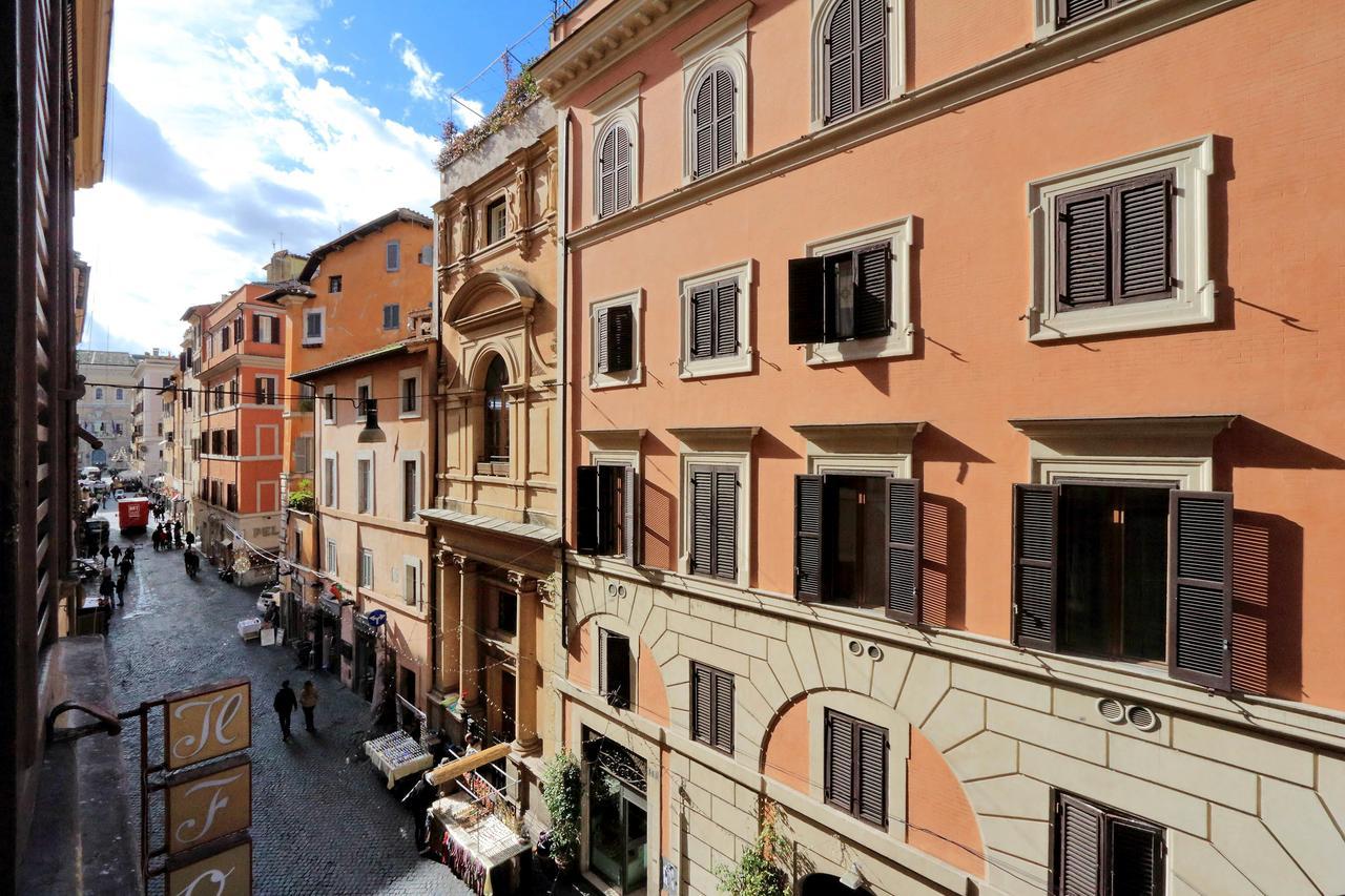 ROMAC Baullari Holiday Apartments in Campo de Fiori Esterno foto